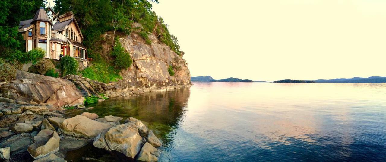 Serenity By The Sea Retreats Montague Harbour Eksteriør billede